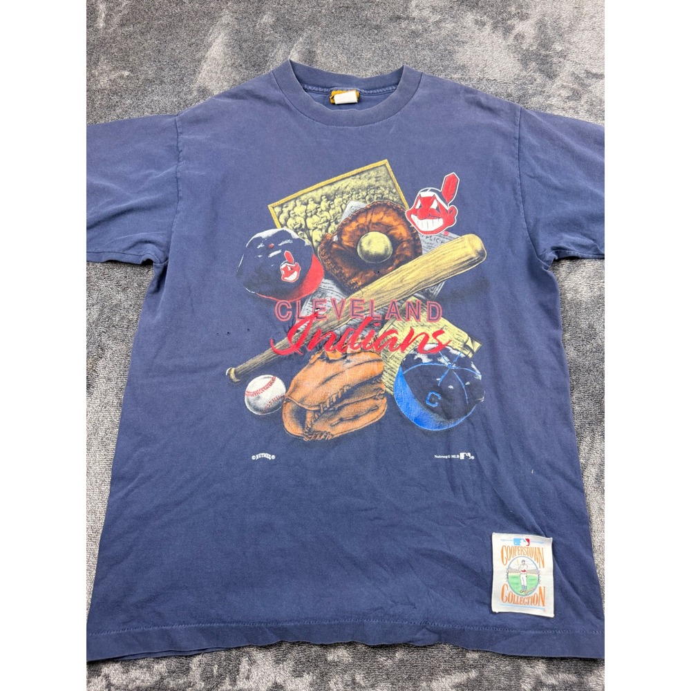 Vintage Nutmeg Cleveland Indians MLB T-Shirt Cooperstown Collection Navy Large